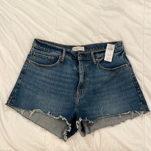 Abercrombie & Fitch Mom Shorts